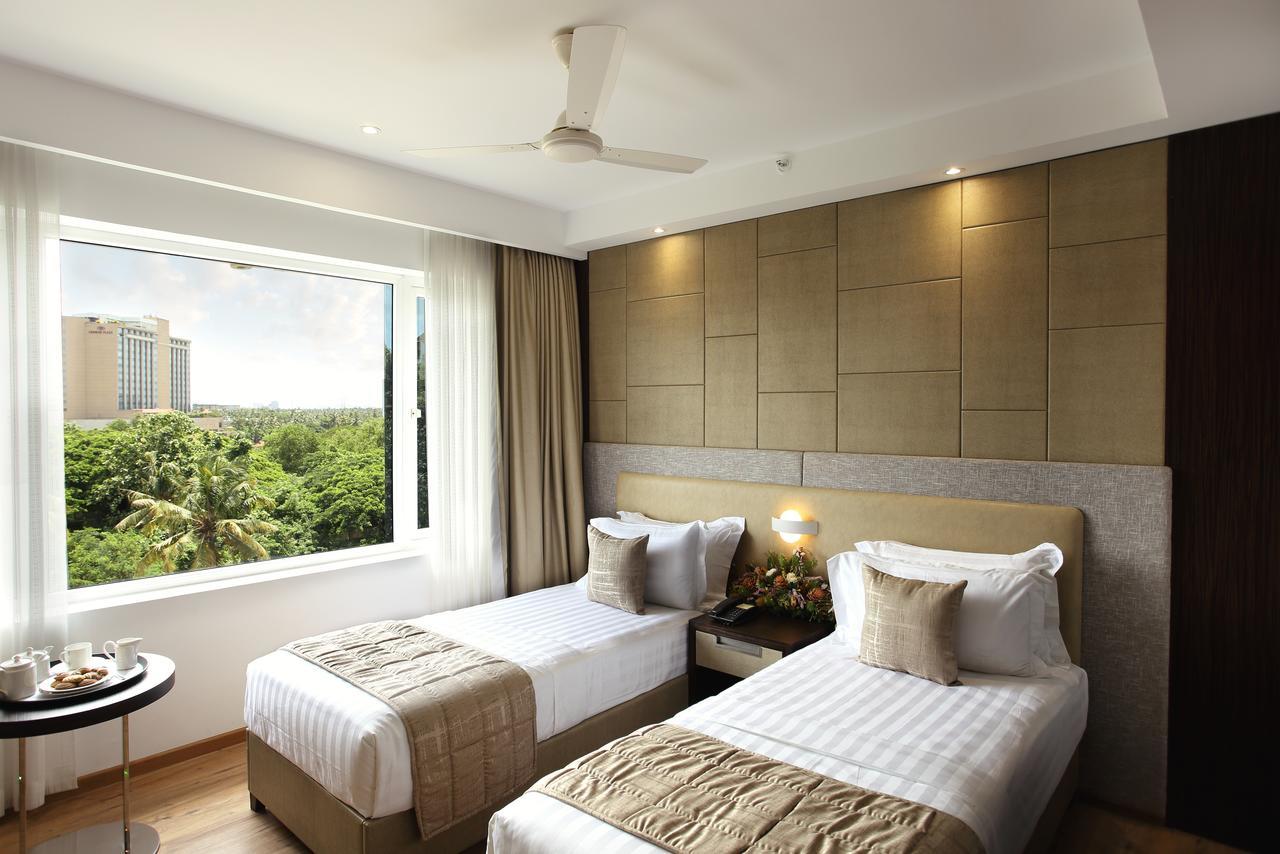 ชูการ์ บิสซิเนส โฮเต็ล Hotel Kochi ภายนอก รูปภาพ