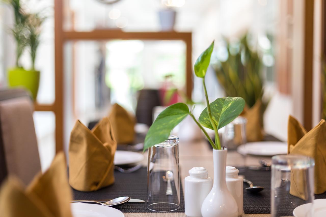 ชูการ์ บิสซิเนส โฮเต็ล Hotel Kochi ภายนอก รูปภาพ