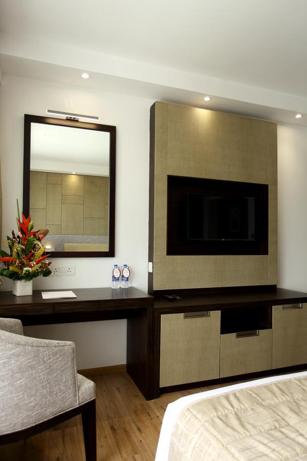 ชูการ์ บิสซิเนส โฮเต็ล Hotel Kochi ภายนอก รูปภาพ